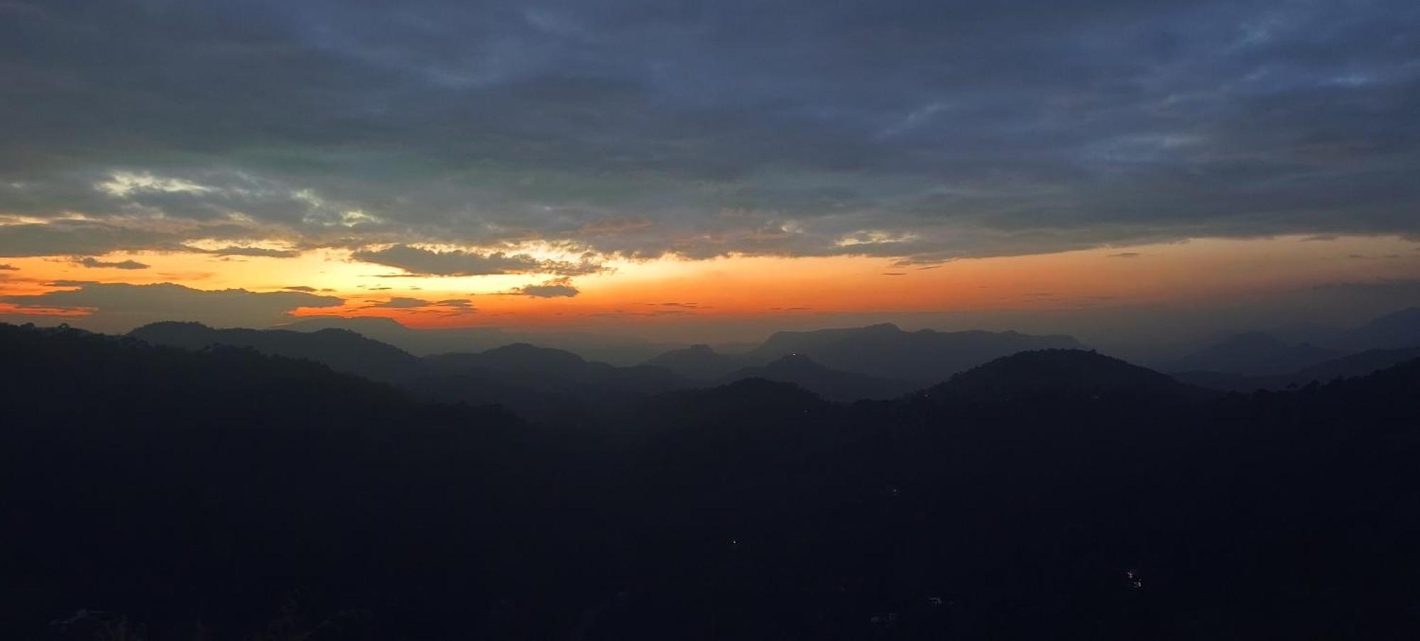Angels Nest Home Stay 2 Acra Private Plantation Mountain Area Balconey Sunrice View Nearby Ngarhole Wild Life , Tholpetty Wild Life , Pakshipathalam Bird Santuary , Kuruva Island # Thirunelly & Thrissilery Temple Near By Secure Stay Wayanad Kerala Chegat Ngoại thất bức ảnh
